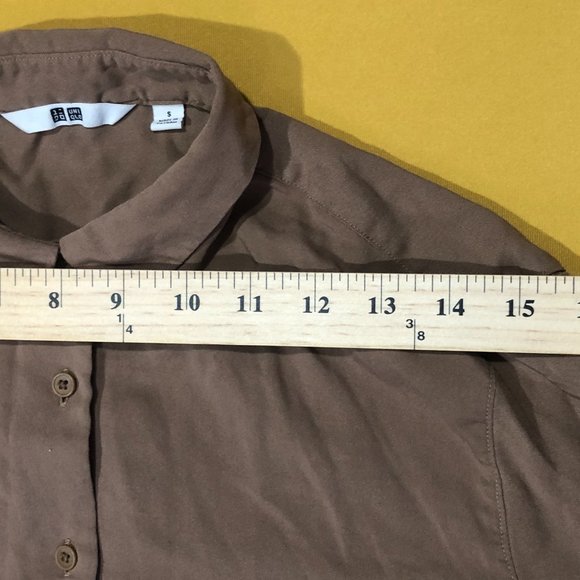 Uniqlo Womens Size S Blouse Rayon Long-Sleeve Blouse Button Down Brown Shirt - Picture 3 of 5